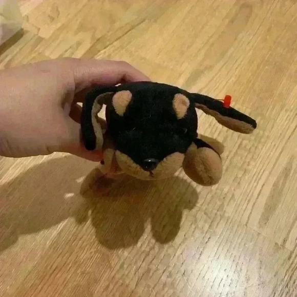 Doby Beanie Baby - Picture 2 of 7